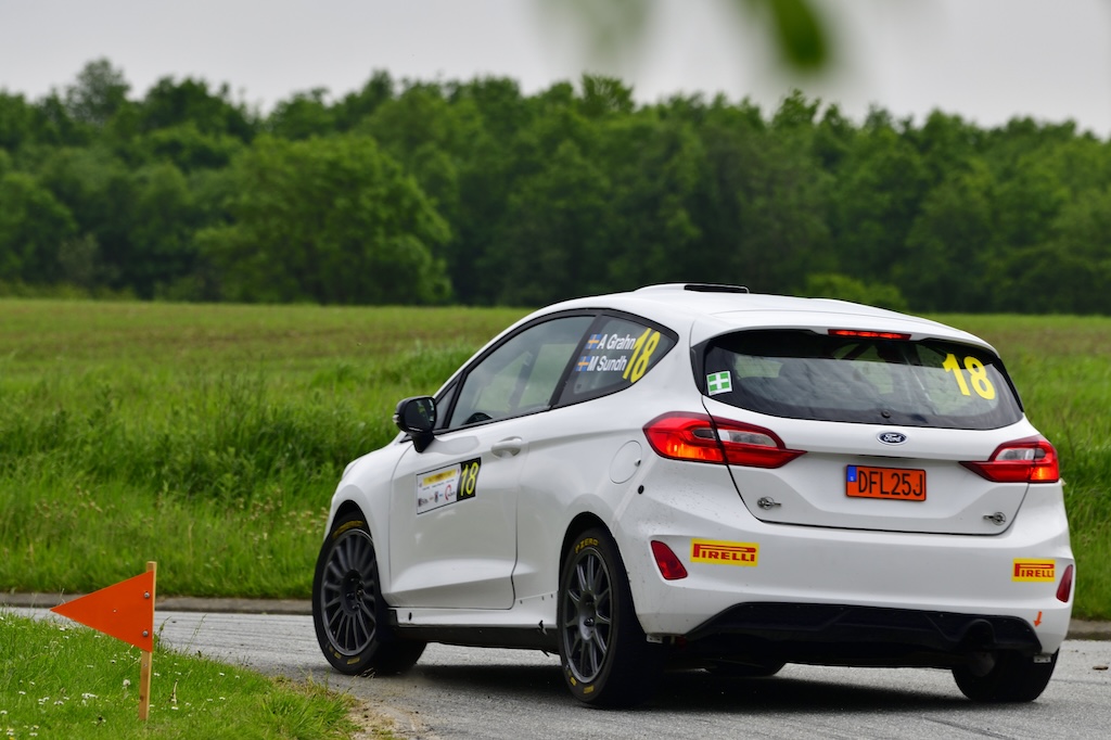 Det svenske team Adam Grahn og Marcus Sundh i Ford Fiesta Rally4 var blandt de hurtigste udenlandske deltagere.
(Foto: Michael Eisenberg)